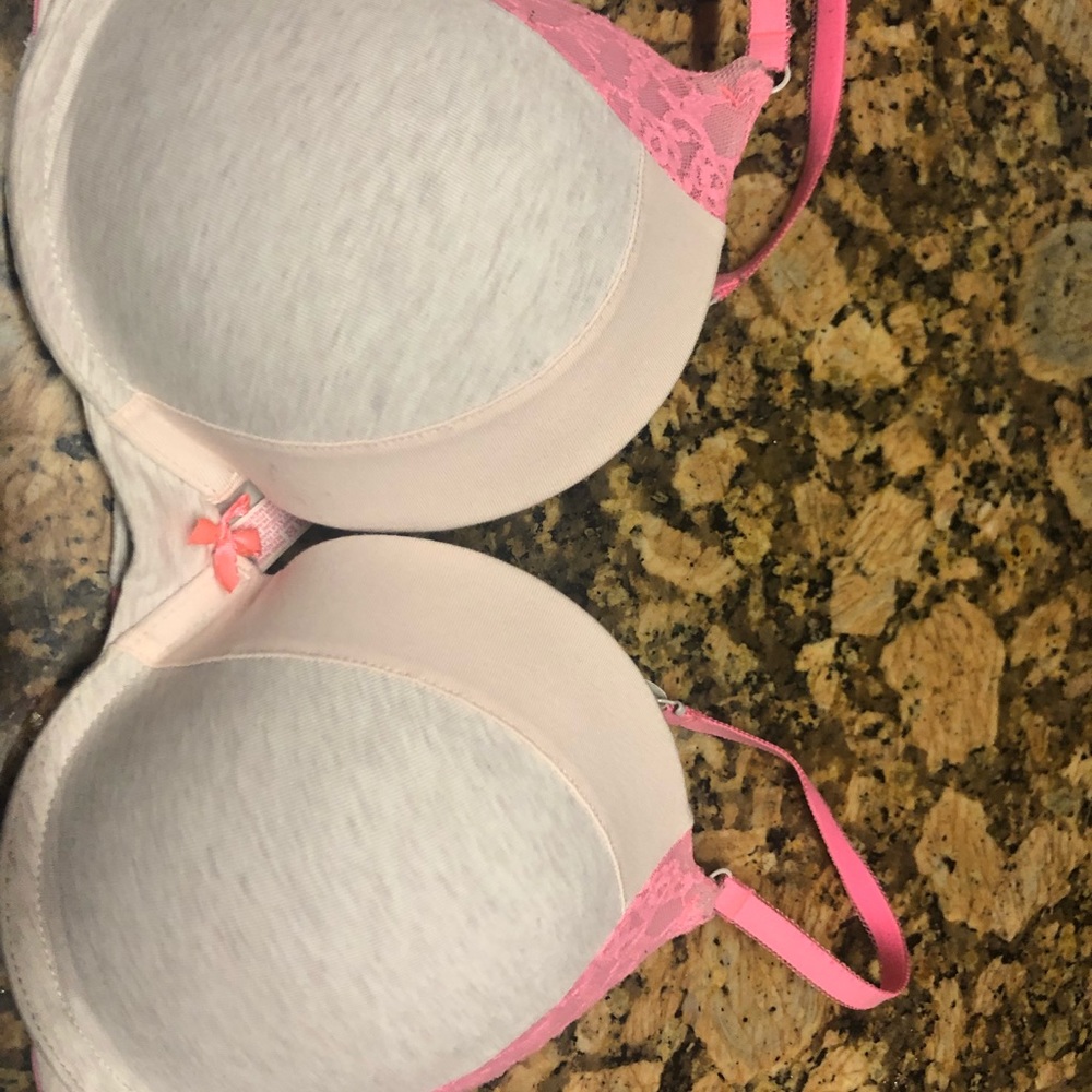 Victoria Secret Plunge Bra